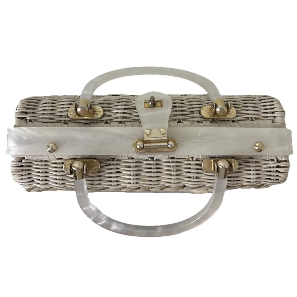 Vintage 60s Wicker Woven Shell Bag Lucite Handles White Retro Statement Beach - Picture 6 of 13
